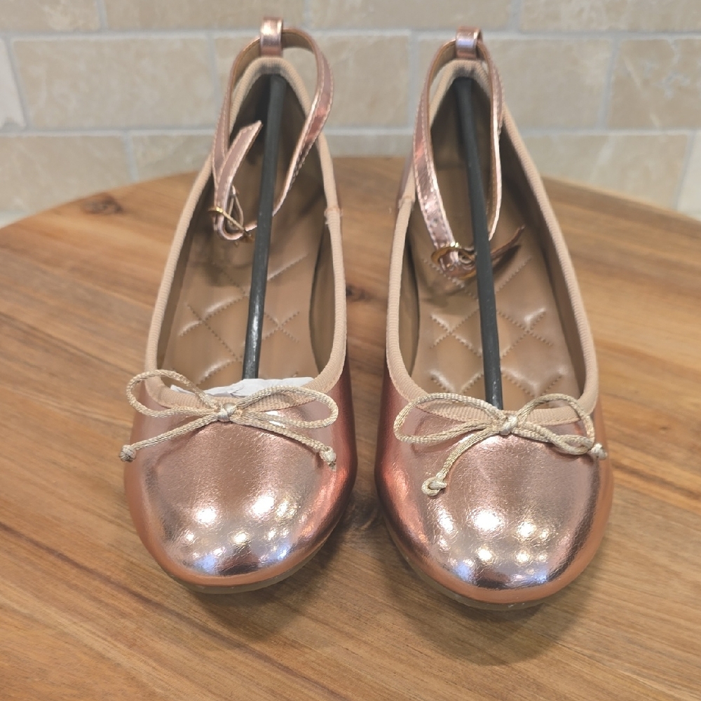 Aerosoles kid's Rose Gold Block Heel Pumps Size 2, New